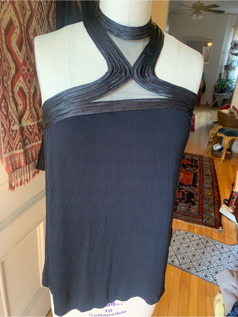 Sleeveless vintage Black Halter Top